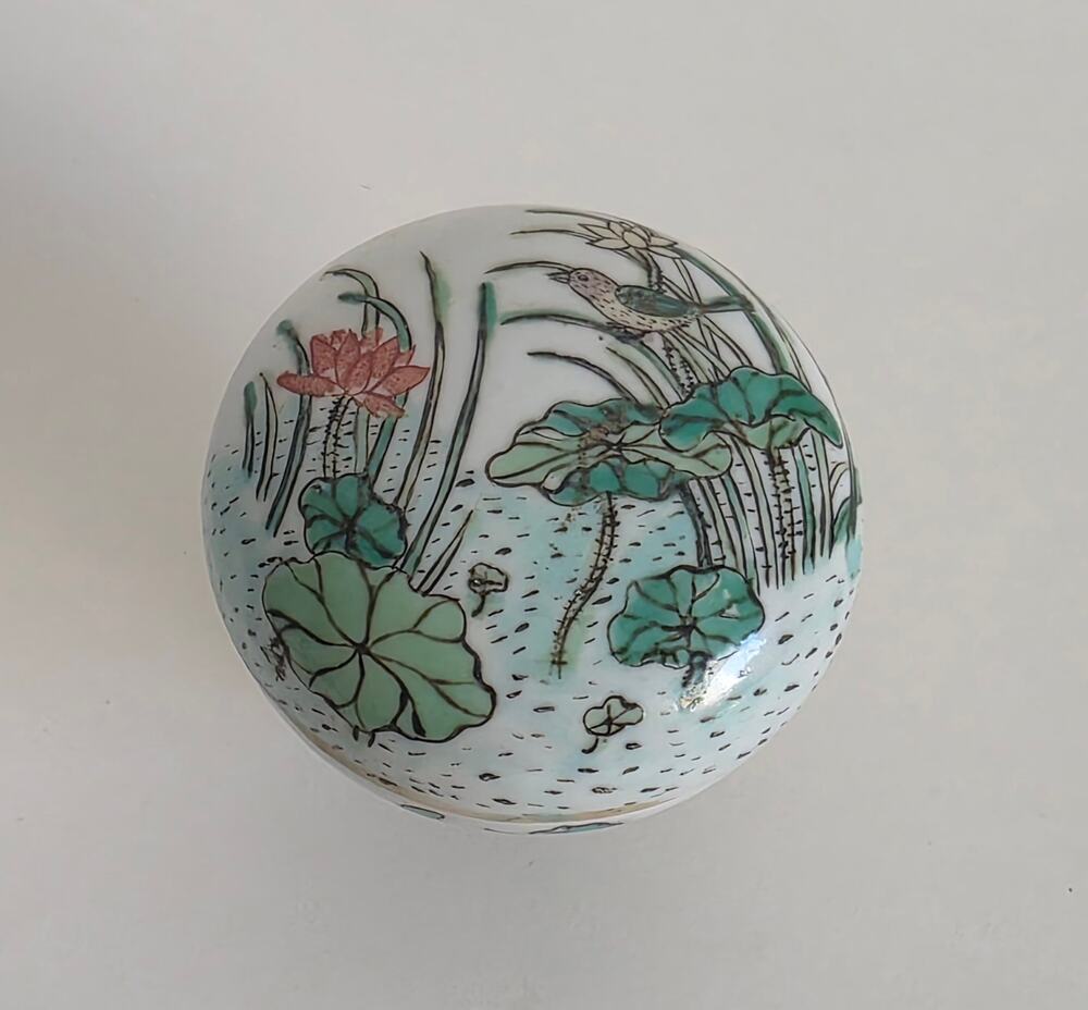 Vintage Chinese Porcelain Lidded Vanity Box Lotus Bird Hand Painted